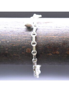 Vintage Silver-Tone Chain Bracelet With Heart Charm 8 Inches Textured Links Hook